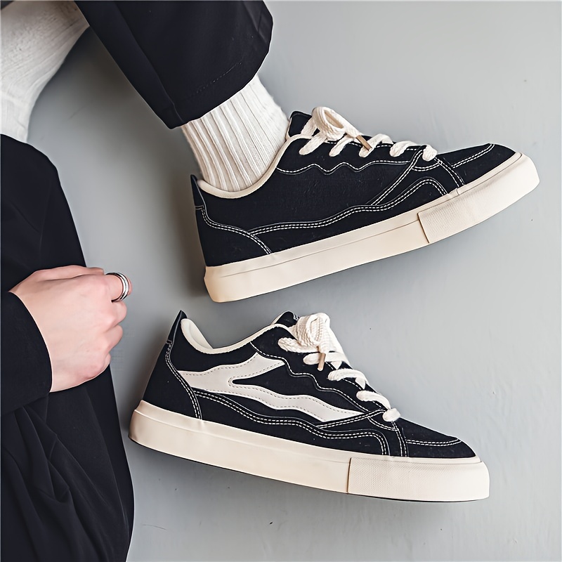 trendy skate shoes men s breathable non slip lace shoes details 4